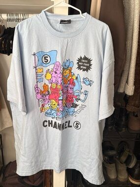 Channel 5 cartoon graphic tee